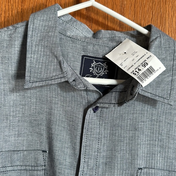 NWT Men’s Industrie Short Sleeve Shirt. - Picture 2 of 5